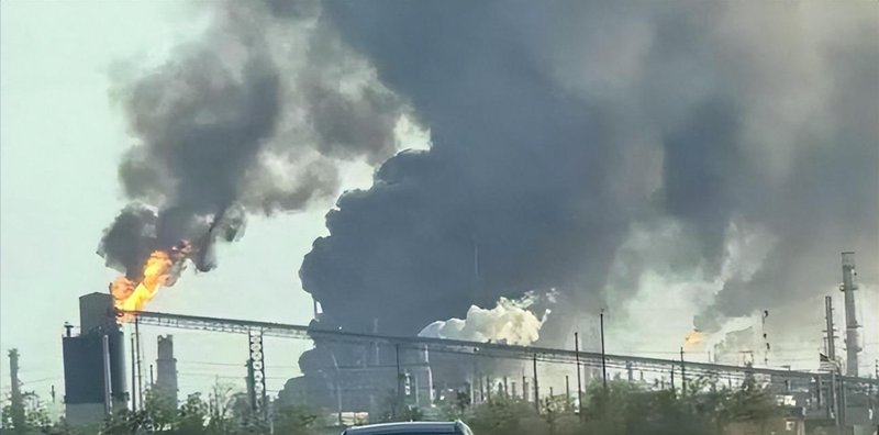  近期工业趋势：能源炼化产业的连环安全警示 新闻