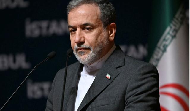  美伊冲突升级；特朗普点名中国护航；霍尔木兹海峡成国际焦点。 新闻 美伊冲突升级；特朗普点名中国护航；霍尔木兹海峡成国际焦点。 新闻