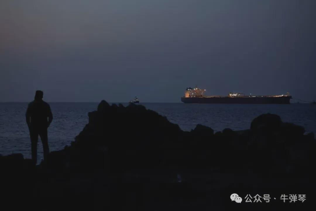  美伊冲突升级；特朗普点名中国护航；霍尔木兹海峡成国际焦点。 新闻 美伊冲突升级；特朗普点名中国护航；霍尔木兹海峡成国际焦点。 新闻