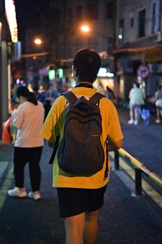  实探银行网点黄金兑换现状；小规格金条预约排队，业务规则持续优化。 股票财经 实探银行网点黄金兑换现状；小规格金条预约排队，业务规则持续优化。 股票财经