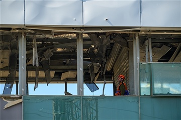  伊朗无人机突袭以色列机场；美方发出海峡通航 ultimatum，伊朗誓言强硬反制；黎巴嫩桥梁遭炸，地面战意升级。 新闻 伊朗无人机突袭以色列机场；美方发出海峡通航 ultimatum，伊朗誓言强硬反制；黎巴嫩桥梁遭炸，地面战意升级。 新闻 伊朗无人机突袭以色列机场；美方发出海峡通航 ultimatum，伊朗誓言强硬反制；黎巴嫩桥梁遭炸，地面战意升级。 新闻