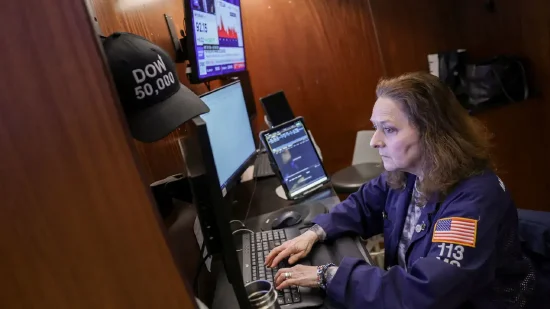 焦虑蔓延：应对地缘政治驱动的市场回调策略