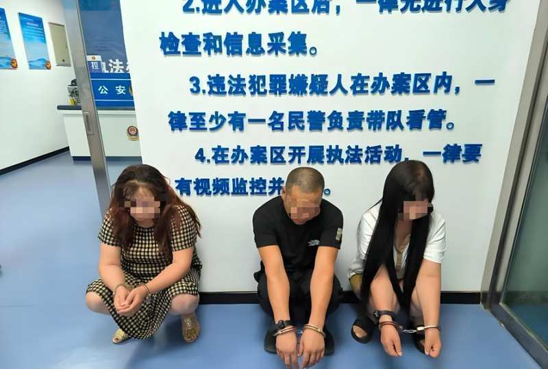  心底的荒芜与失控：为何生活总是在深夜悄然崩塌？ 情感心理