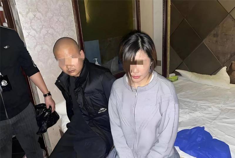  心底的荒芜与失控：为何生活总是在深夜悄然崩塌？ 情感心理