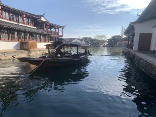  视觉噪点与结构性衰退的消解：古镇生态修复与基础设施升级的实证分析 IT技术