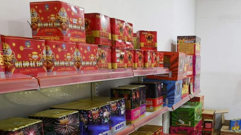  【安全深度】从两起爆燃事故透视烟花爆竹全链条监管的系统性漏洞 新闻