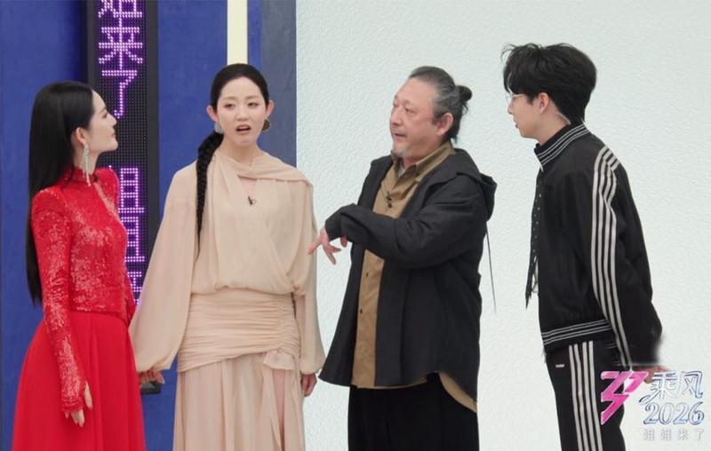  【深度拆解】直播综艺的极限挑战：为什么67人同台会让节奏失控？ 娱乐新闻