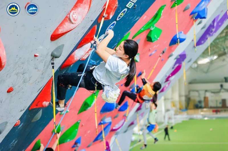  那个11岁女孩的手指，让我重新理解了什么是真正的热爱 情感心理