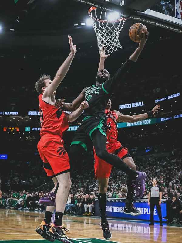  数据不会说谎：杰伦·布朗如何用27场胜利撕掉“皮蓬”标签 体育新闻