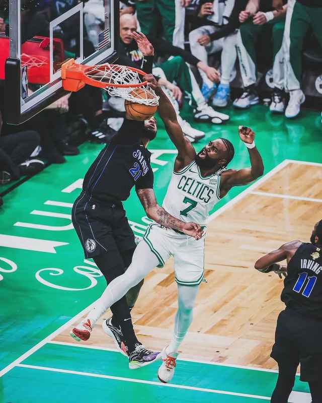  数据不会说谎：杰伦·布朗如何用27场胜利撕掉“皮蓬”标签 体育新闻