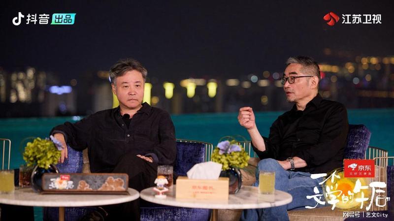  余华苏童的工作哲学：文学创作者如何在身份剥离后重建自我 影视小说