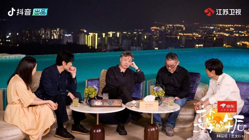  余华苏童的工作哲学：文学创作者如何在身份剥离后重建自我 影视小说