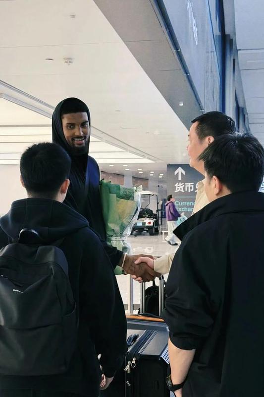  技术流解析：威廉姆斯加盟广厦背后的战术逻辑与补强逻辑 体育新闻