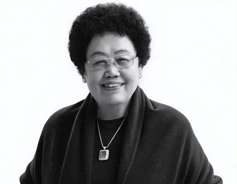  从木屑堆到商业巅峰：陈丽华财富方法论的硬核解构 股票财经