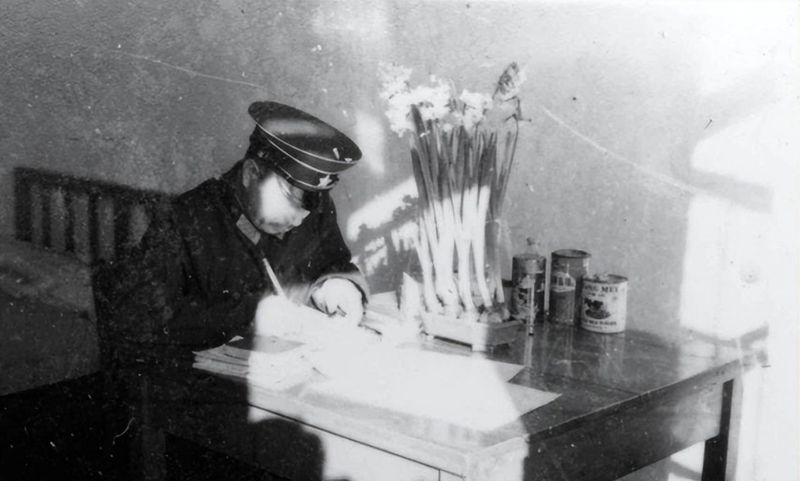  从海战英雄到正师待遇：张逸民1987年待遇调整深层解码 新闻