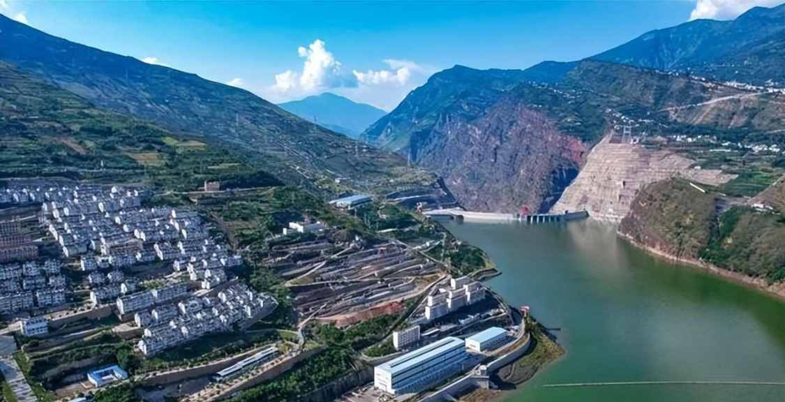  技术突破：全球坝高之巅的混凝土面板堆石坝如何穿越“水电禁区”？ 新闻