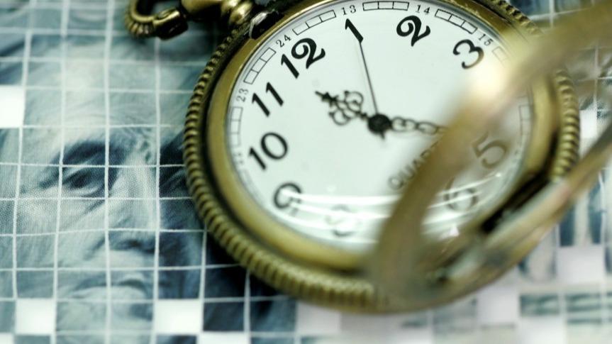  中长期纯债基收益率持续承压：从'开门红'幻想到'稳健为王'的策略切换 股票财经