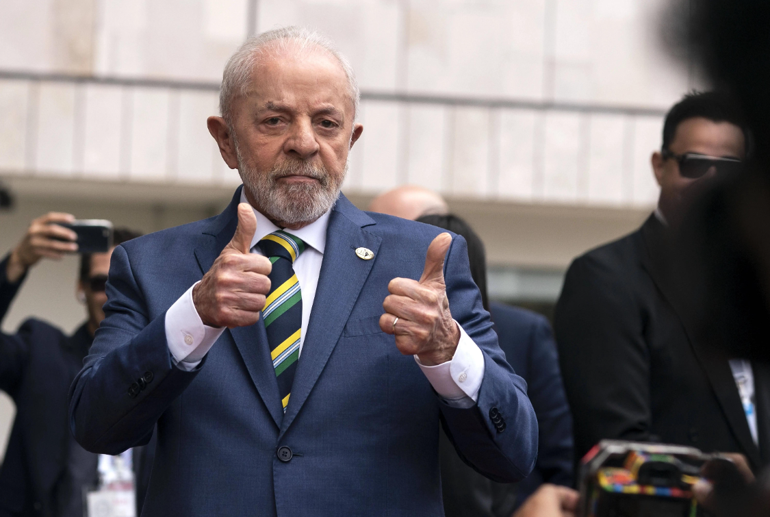  「从统计视角拆解巴西民调：两个百分点的差距根本不是反超」 新闻