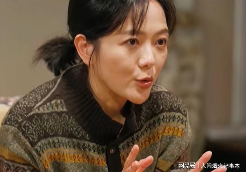  职业断层十年：全职妈妈群体再就业困境的系统性复盘与结构性突围 情感心理